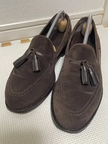 잘란 스리와야 브라운 스웨이드 태슬 로퍼 6.5 (24.5cm)