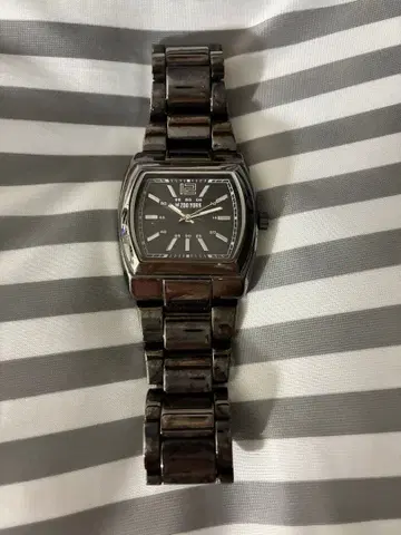 ZOO YORK 블랙 아날로그 손목시계