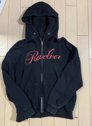 Revolver 로고 블랙 후드티 M 사이즈