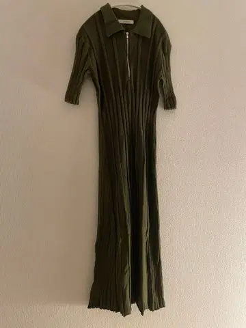 CINOH 올리브 롱 원피스 반팔