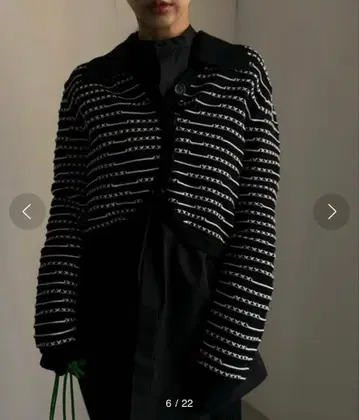 Ameri CROSS STITCH SHORT KNIT TOP 블랙