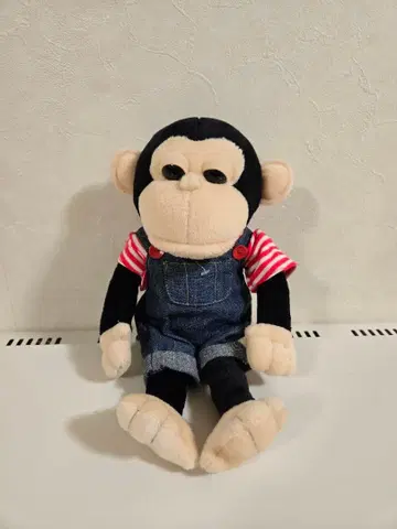 원숭이 봉제 인형 스트라이프 셔츠 데님