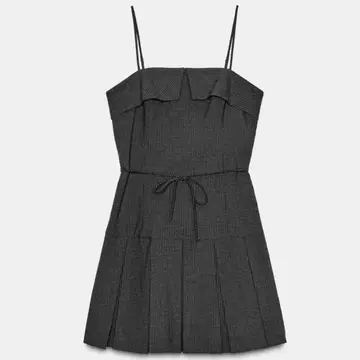 ZARA 플리츠 핀스트라이프 패턴 숏 원피스