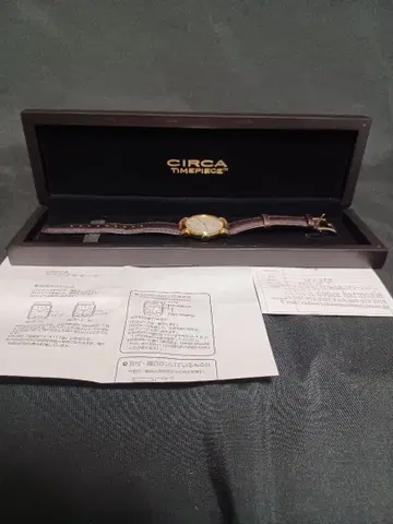 CIRCA TIMEPIECES 골드 손목시계