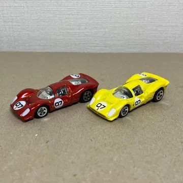핫휠 페라리 330P4 2대 세트