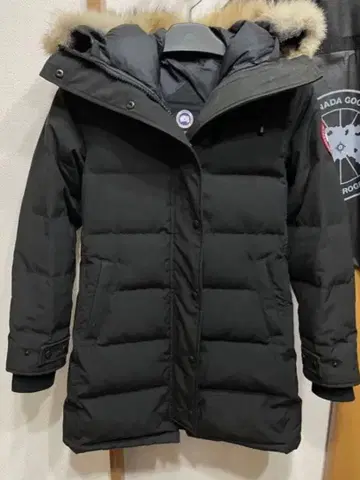 Canada Goose 블랙 다운 자켓