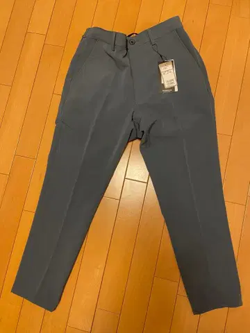 New Balance AMP35032T 슬랙스 S 사이즈 그레이