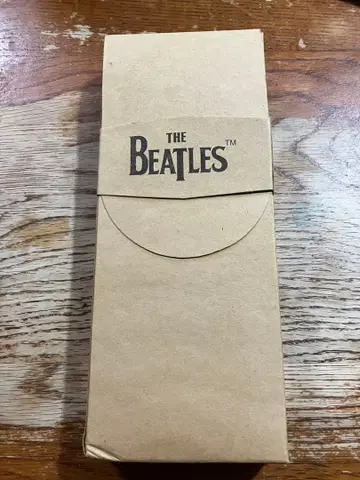 비틀즈 빈티지 손목시계 신품입니다