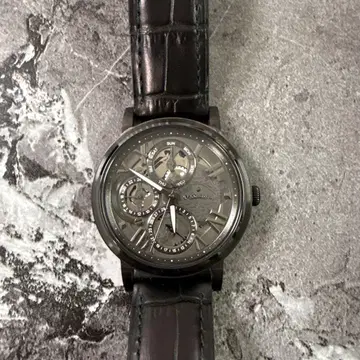 오로비안코 아날로그 쿼츠 손목시계