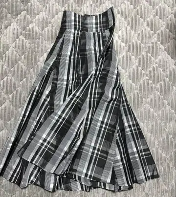 FRAY I.D 체크 무늬 플레어 스커트 00