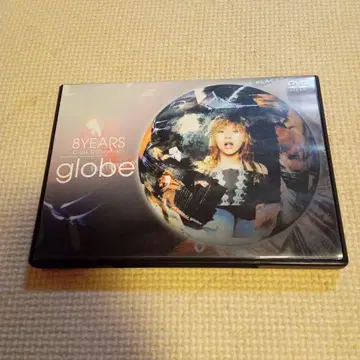 globe/8 YEARS Clips Collection