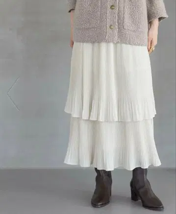 Apart by 가는 플리츠 캉캉 스커트 사이즈 TALL