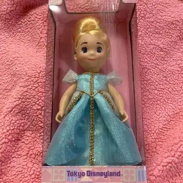 디즈니 Disney It's a Small World 신데렐라 인형