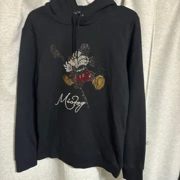 미키마우스 라이트 스톤 장식 후드티 블랙
