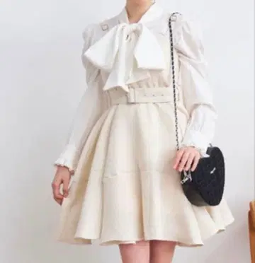 TITTY&CO 오버롤 스커트 원피스 화이트