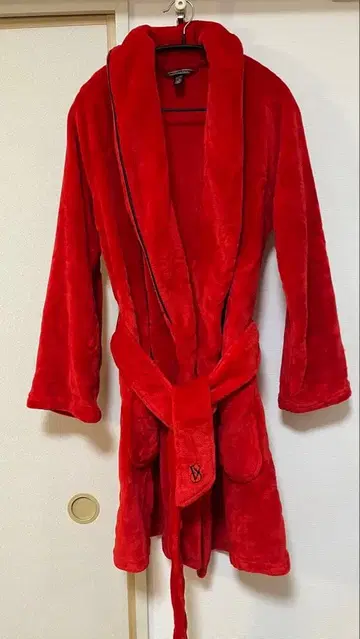 빅토리아 시크릿 레드 플러시 로브