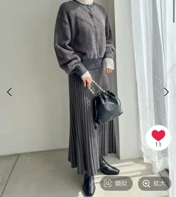 LOWRYSFARM 페더 니트 & 플리츠 스커트 그레이 셋업