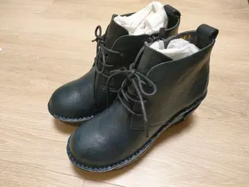 히나 데이 그린 통굽 와이드 레이스업 숏부츠