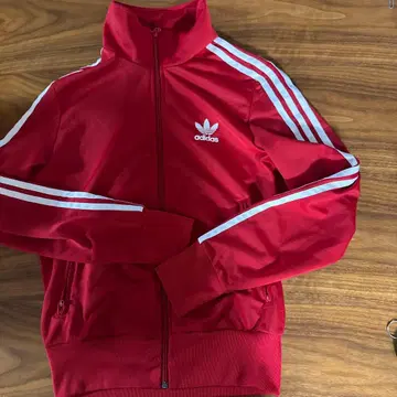 adidas 레드 집업 저지
