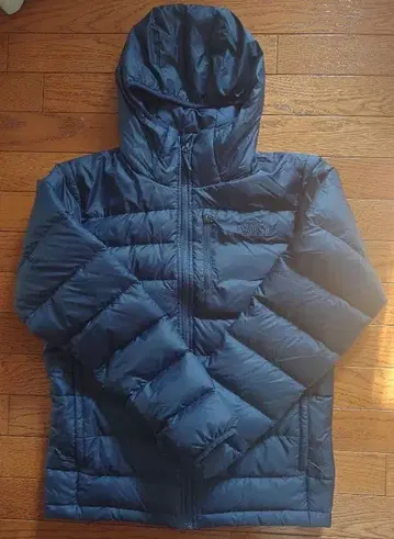 THE NORTH FACE 후드 부착 다운 자켓 네이비