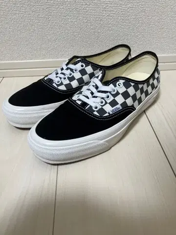 VANS PREMIUM AUTHENTIC 44 체커 US8.5