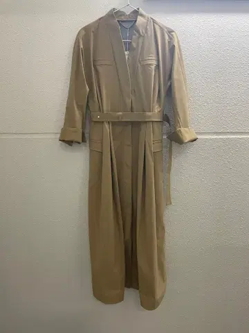 마메쿠로구치 데상트 얼터레인 나일론 코트 원피스