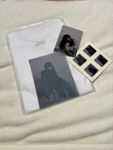 Exclusive A 사이토 아스카 T셔츠 스티커 엽서 1장 세트