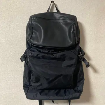 이아 파피요네 x BURLAP OUTFITTER 발수 가죽 플랩 백팩