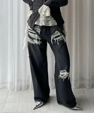 AmeriVINTAGE UND HARD DAMAGE LOOSE DENIM