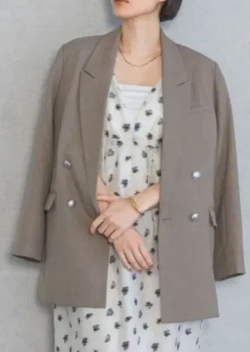 [ 2025년 구매 ] Apart by LNT 서지 테일러드 자켓