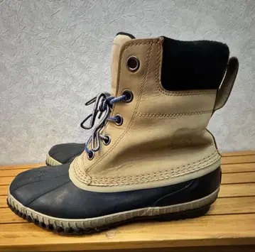 SOREL 하이컷 부츠 베이지