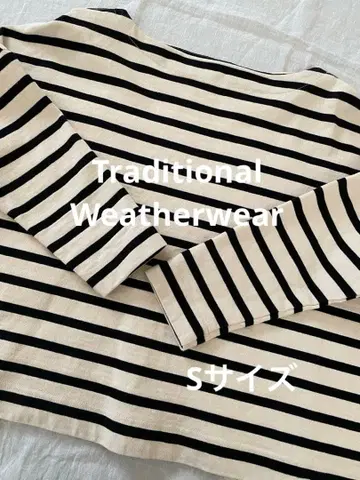트래디셔널 웨더웨어 보더 티셔츠 [ S 사이즈 ]