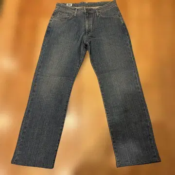 EDWIN INTERNATIONAL BASIC 루즈 스트레이트 청바지