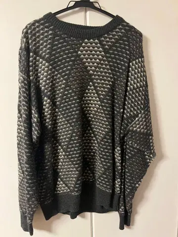 새상품급 니트 스웨터 패션