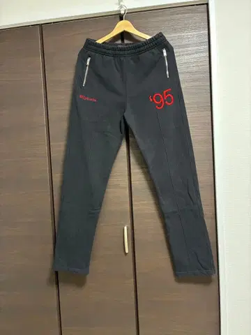 MISBHV 미스비헤이브 팬츠