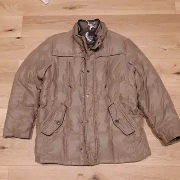 다운 자켓 남성용 L 사이즈 다운 자켓 베이지 전일본 남성복