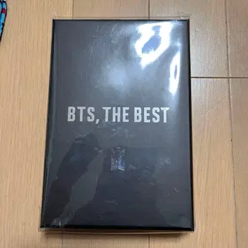BTS THE BEST 로고 키링