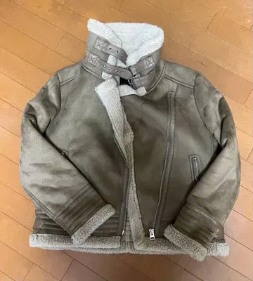 ZARA 무스탕 자켓