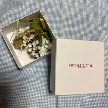 wonderful world / 원더풀월드 스즈란 코사지