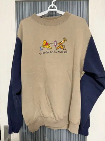 푸우 맨투맨 L 사이즈