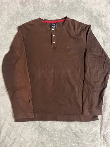 TOMMY HILFIGER 사이즈 M 브라운 서멀 긴팔 티셔츠