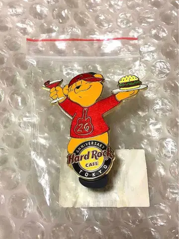 도쿄점 26주년 26TH ANNIV BEAR 하드 록 카페 핀 배지