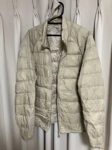 유니클로 울트라 라이트 다운 다운 자켓