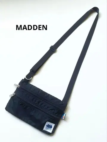 MADDEN 블랙 숄더백 블랙 사코슈