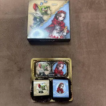 제5인격 초코 & 캔뱃지 기프트 발렌타인 울보 의사 캔뱃지