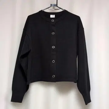 [ UR TECH 200일 니트 ] 링 도트 가디건 블랙