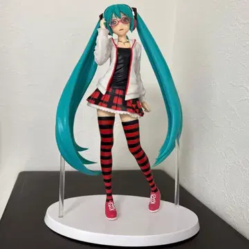 하츠네 미쿠 슈퍼 프리미엄 피규어 내추럴