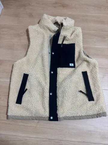 gym master 보아 나일론 마운틴 베스트 베이지 블랙 L