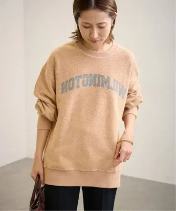 FRAMeWORK JOHNBULL 별주 쭈리 맨투맨 리버서블