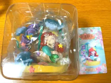 52TOYS 아리엘 꽃의 그네